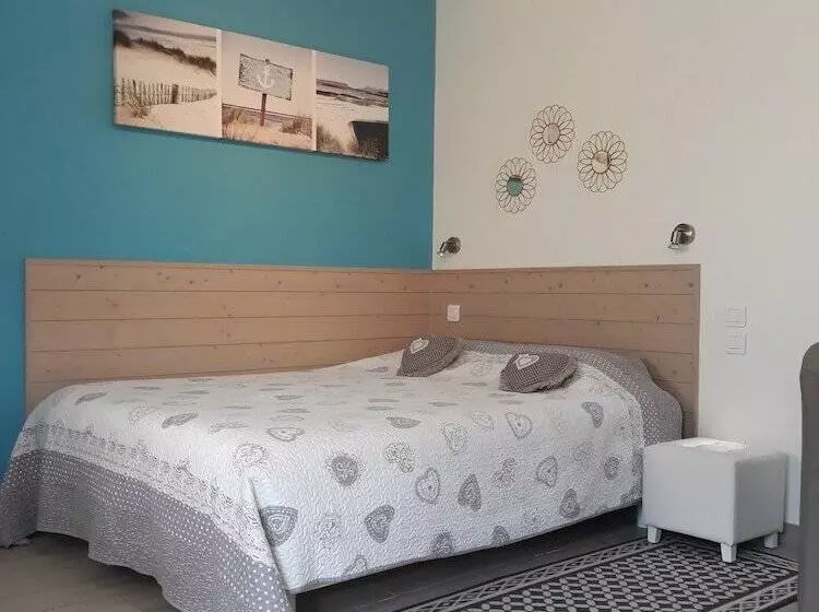 Majatalo Chevrefeuille Et Eglantine