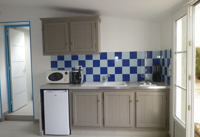 Пансион Chevrefeuille Et Eglantine