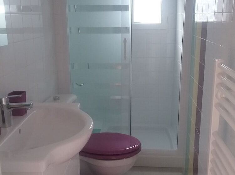 Пансион Chevrefeuille Et Eglantine