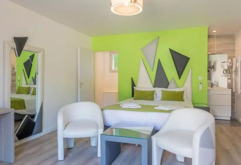 Majatalo Domaine Des Pierres Dorées