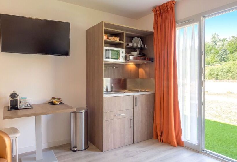 بنسيون Domaine Des Pierres Dorées