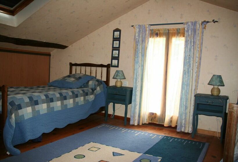 펜션 La Ferme Du Domaine Des Parisses