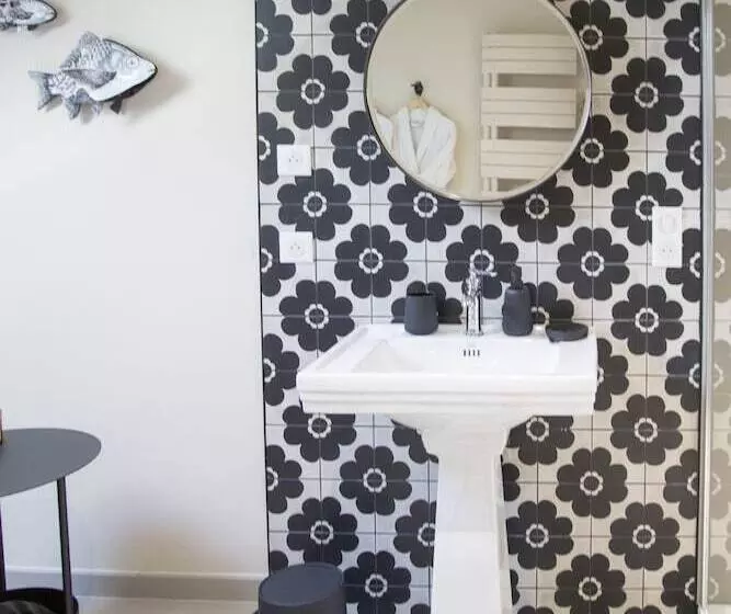 Majatalo Le Domaine De Dony