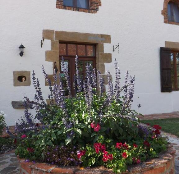 פנסיון L'envers