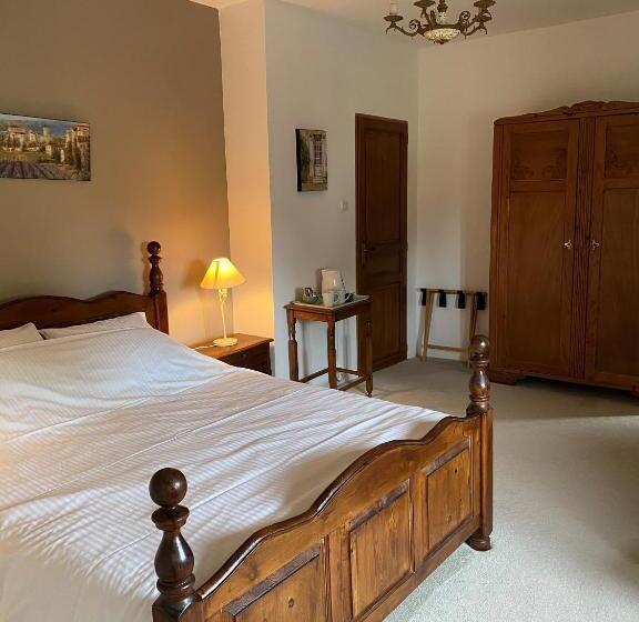 פנסיון L'envers