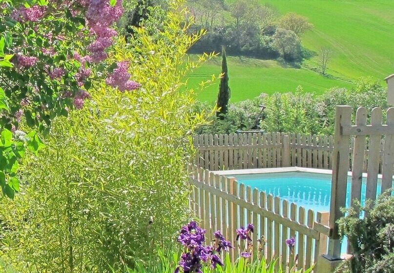 بنسيون Les Roulottes Du Lauragais