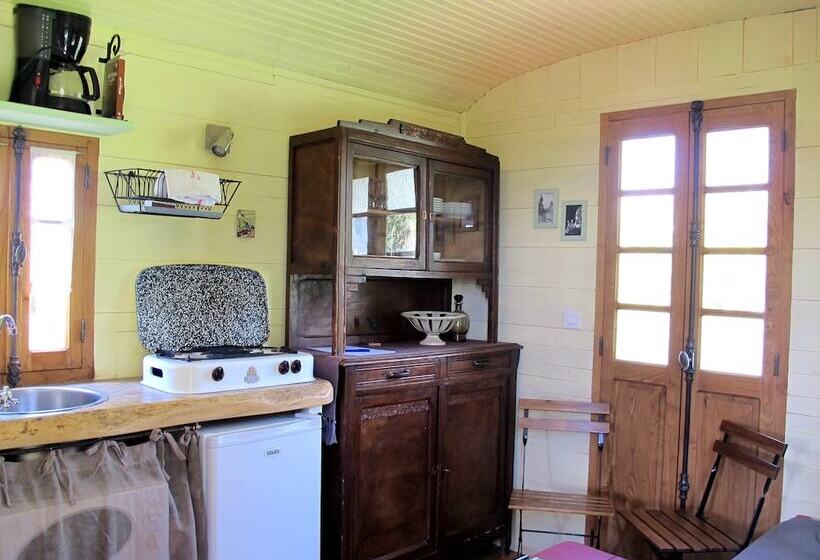 بنسيون Les Roulottes Du Lauragais