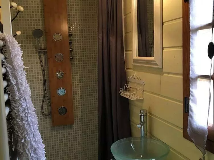 ペンション Les Roulottes Du Lauragais