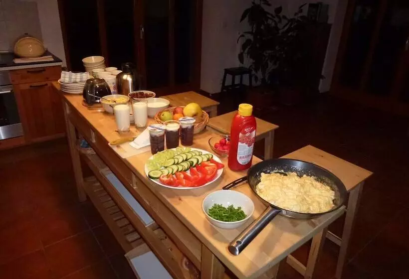 Majatalo Penzion U Hájovny U Pískoven   Vlkov