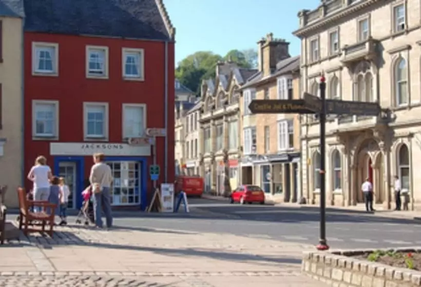 Lovely Cottage In Garden Grounds Near Centre