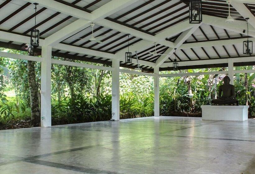 ペンション Plantation Villa