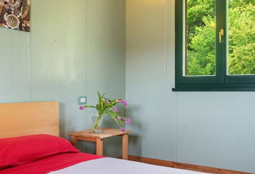 Captivating Cottage In San Ginesio With Swimming Pool