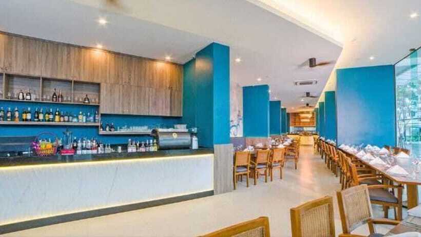 בית מלון כפרי Oceana Kamala Resort