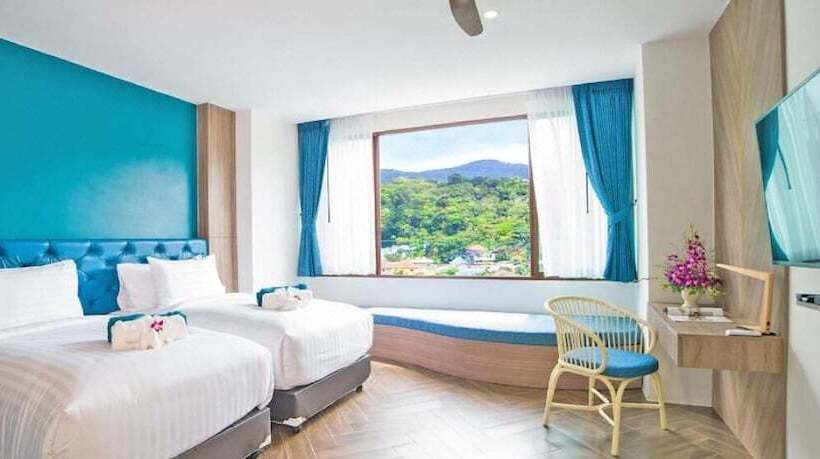 בית מלון כפרי Oceana Kamala Resort