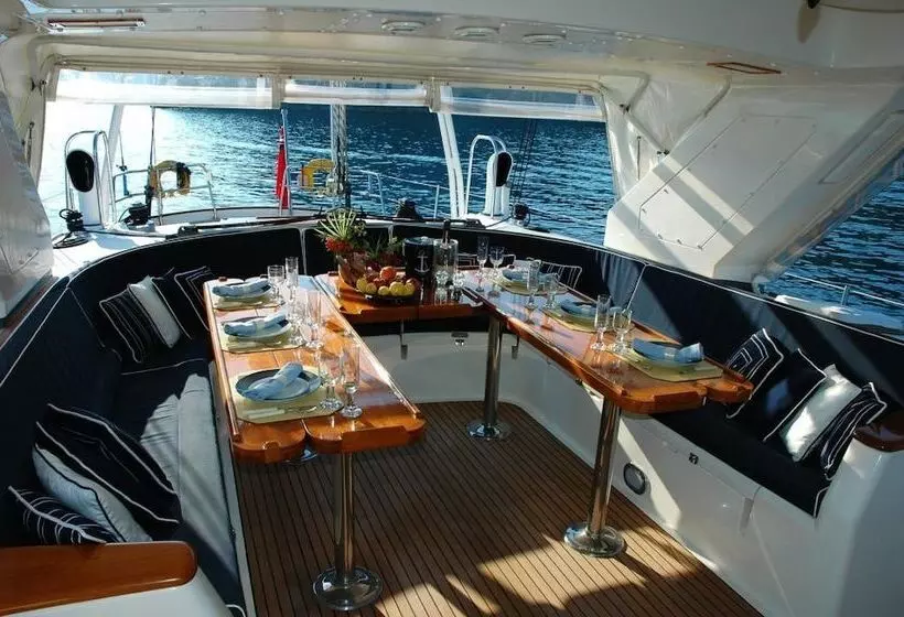 Hotelli Yatch Suite Punta Ala