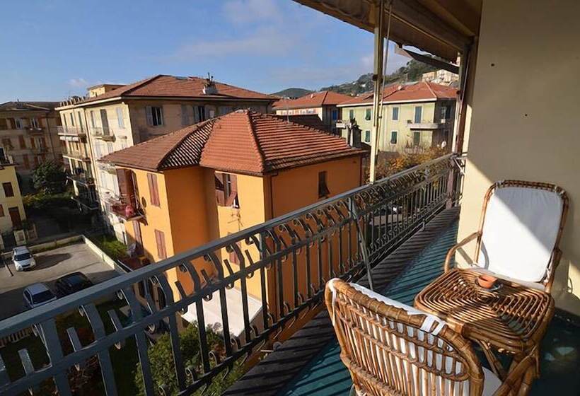 Levanto Rentals