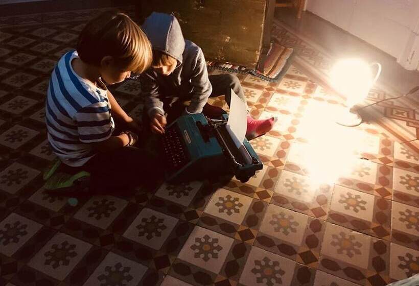 پانسیون Casa Verdi   House Of Travelers