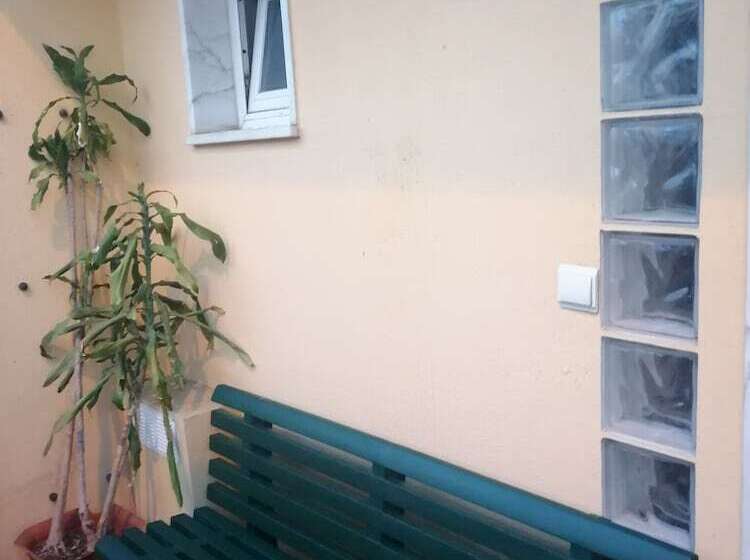 پانسیون Charming Guesthouse Sónias Houses