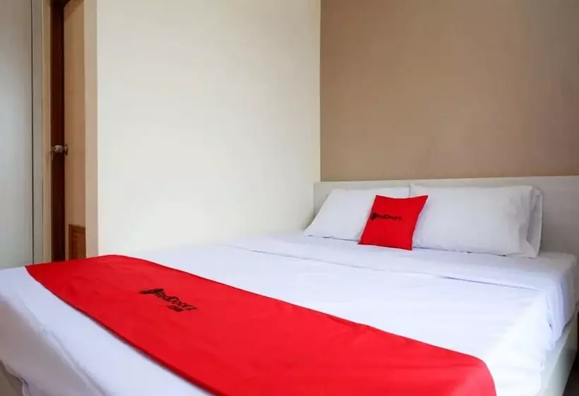 ペンション Reddoorz Near Rsud Margono Purwokerto 3