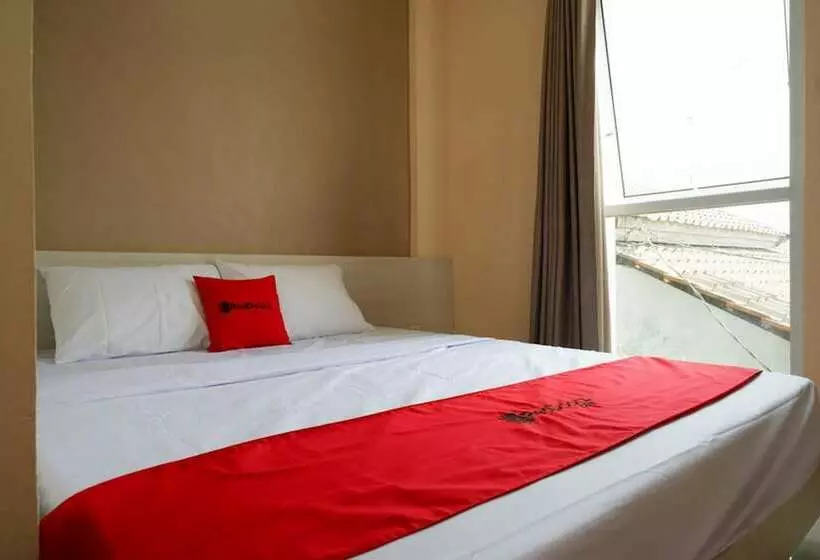 ペンション Reddoorz Near Rsud Margono Purwokerto 3