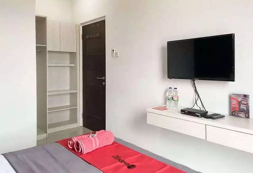 ペンション Reddoorz Near Rsud Margono Purwokerto 3