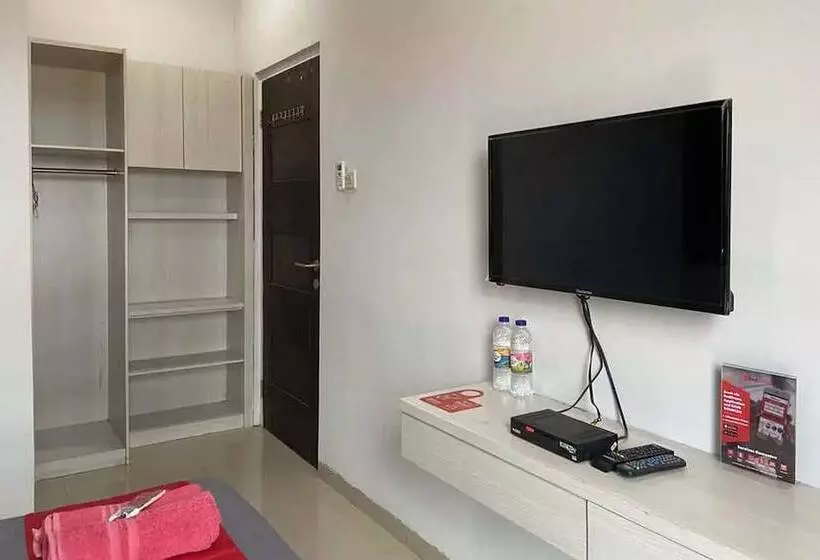 ペンション Reddoorz Near Rsud Margono Purwokerto 3