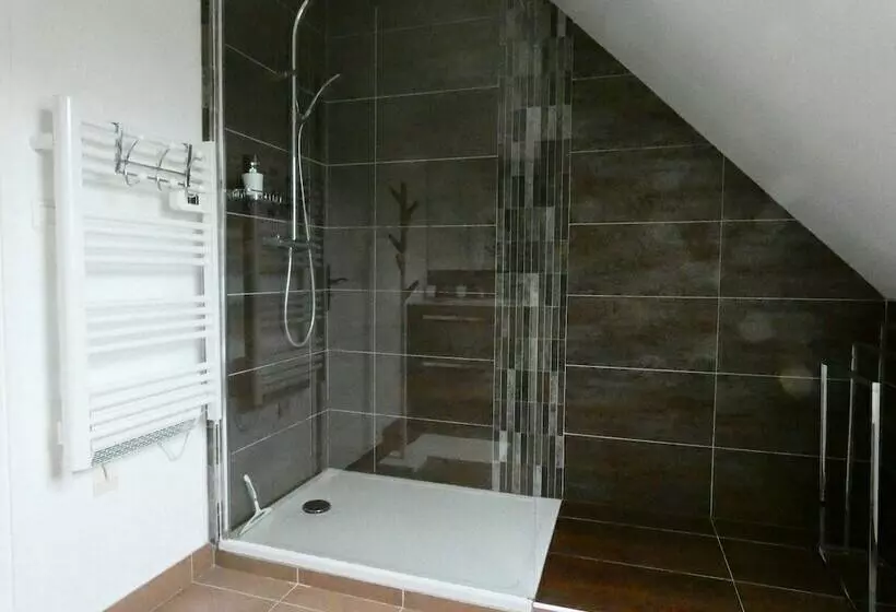 Aamiaismajoitus (B&B) La Douce Escapade