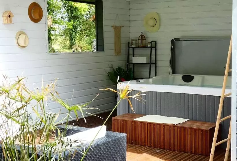 Aamiaismajoitus (B&B) La Douce Escapade