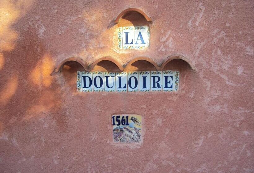 تختخواب و صبحانه La Douloire