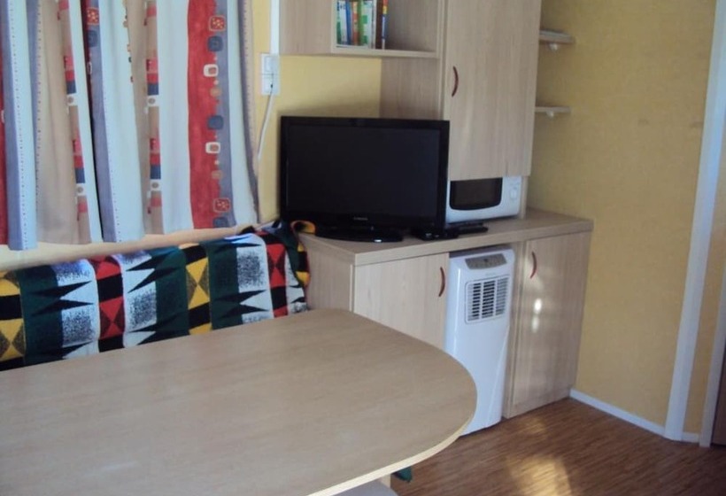 تختخواب و صبحانه La Douloire