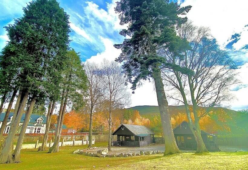 Braemar Lodge Cabins