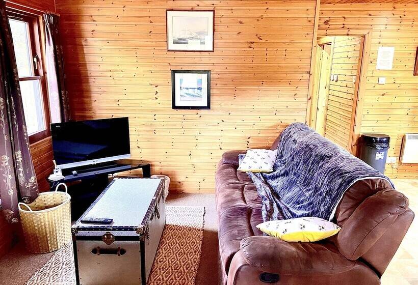 Braemar Lodge Cabins