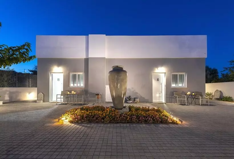 Comfort Stay Airport Studios   Free Shuttle From The Athens Airport