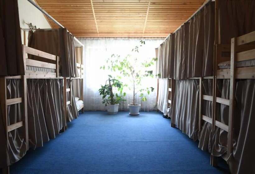 Guest House Home   Hostel