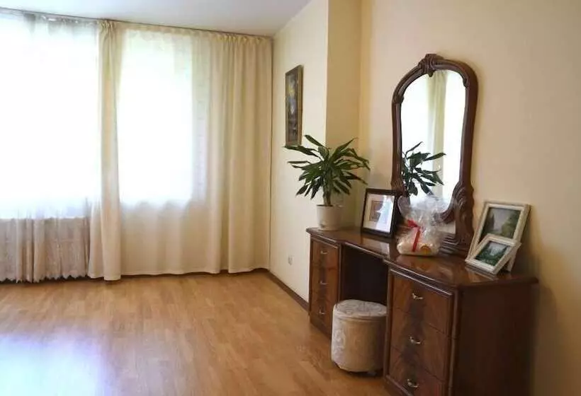 Guest House Home   Hostel