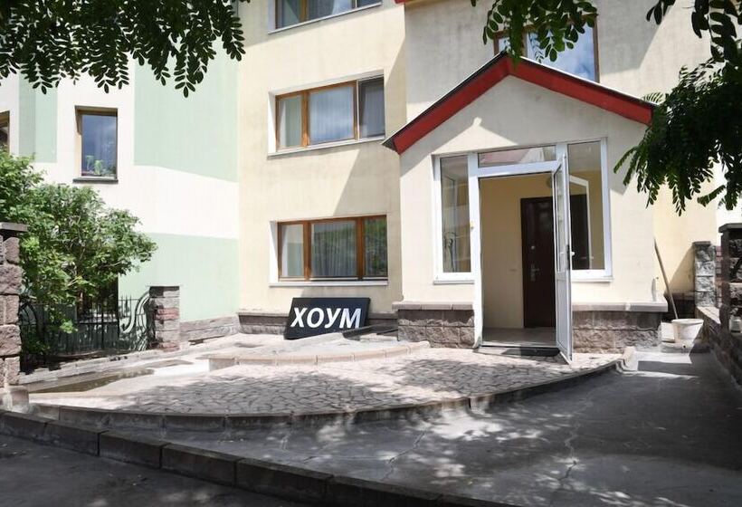 Guest House Home   Hostel