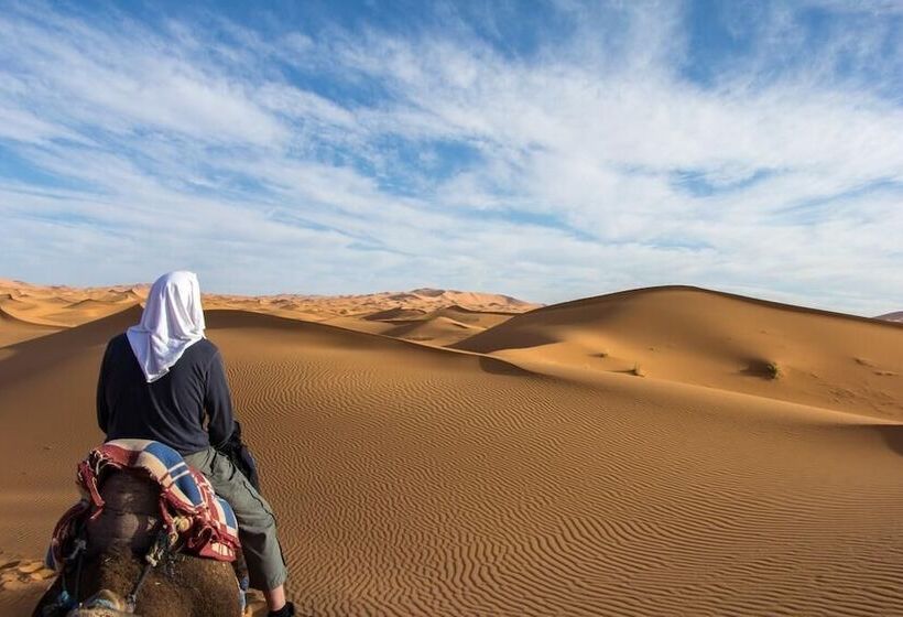 Otel Nomada Desert Camp