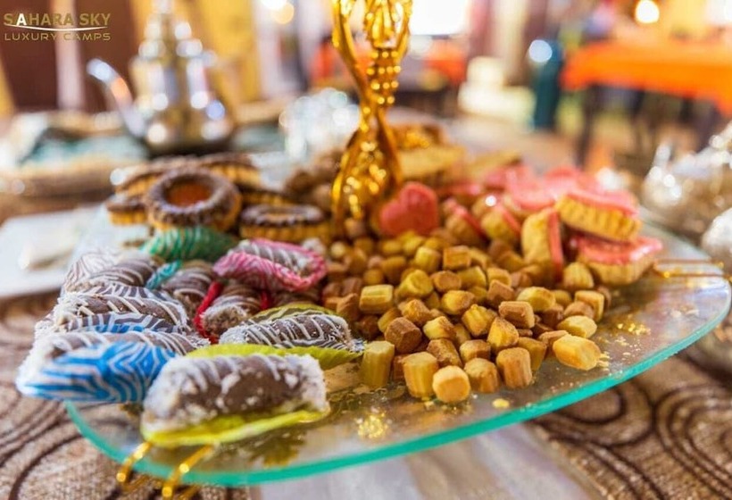 ホテル Nomada Desert Camp