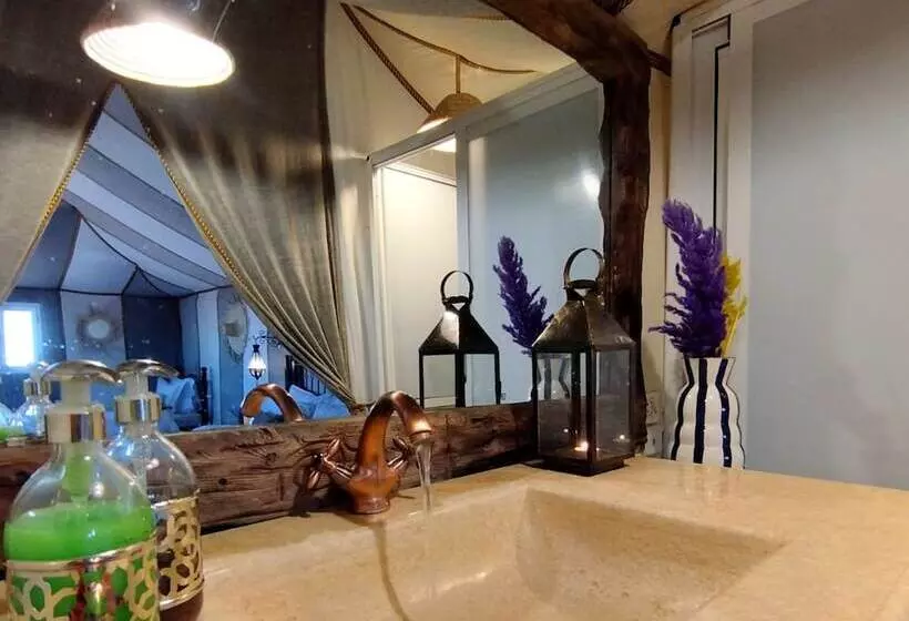 Hotelli Desert Heart Luxury Camp