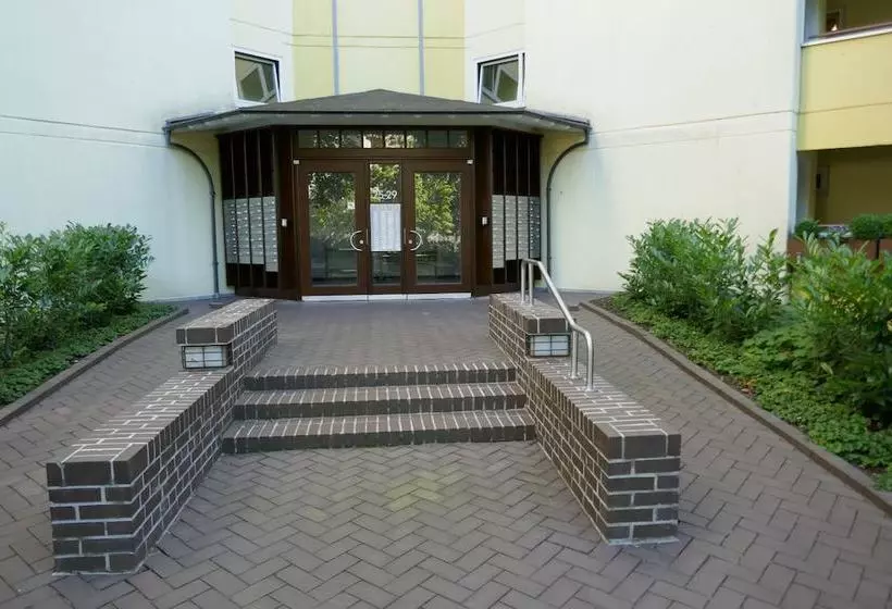 هتل Gästehaus Schröder Walldorf 5