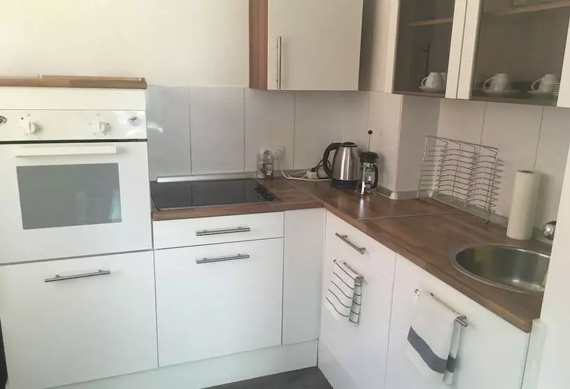 هتل Gästehaus Schröder Walldorf 5