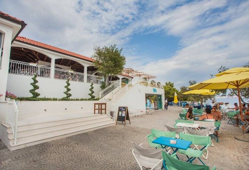 酒店 Happy Camp In Amadria Park Camping Trogir