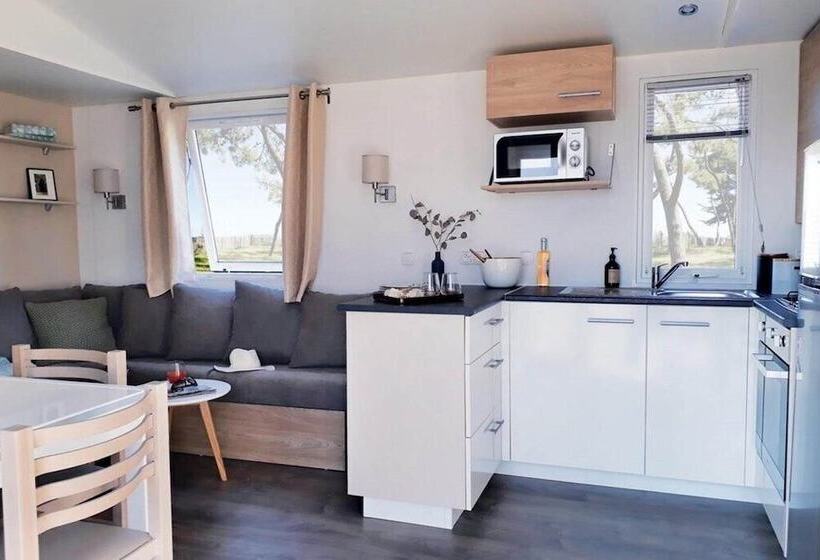 هتل Héron Cendré