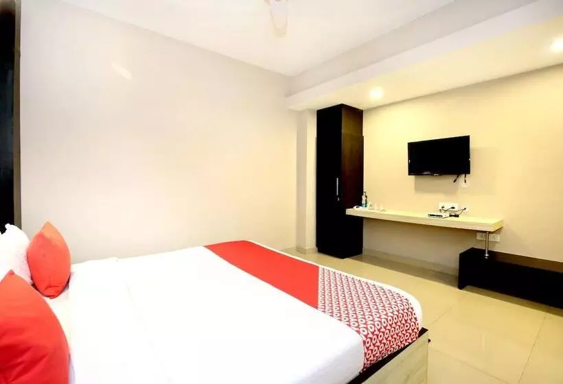 Fabhotel Nanda Nr Ludhiana Junction Railway Station