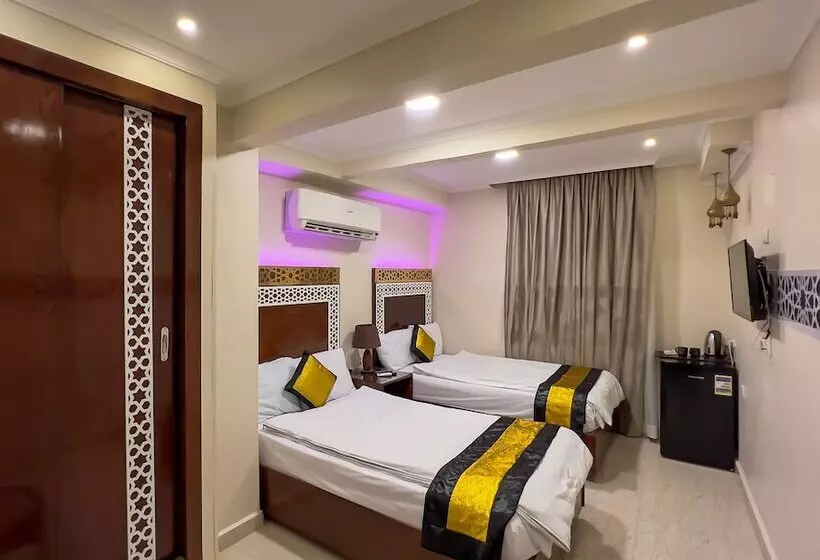 Pyramids Height Hotel & Pyramids Master Scene Rooftop