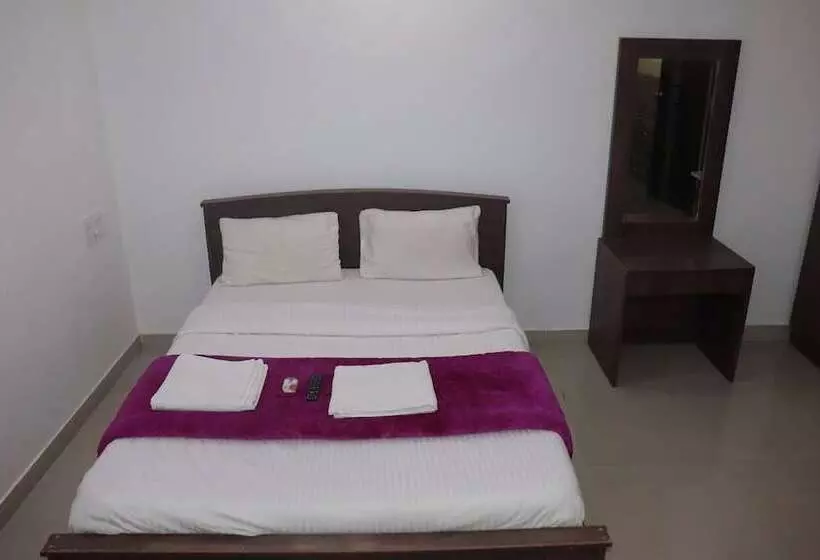 ホテル Suraj Inn