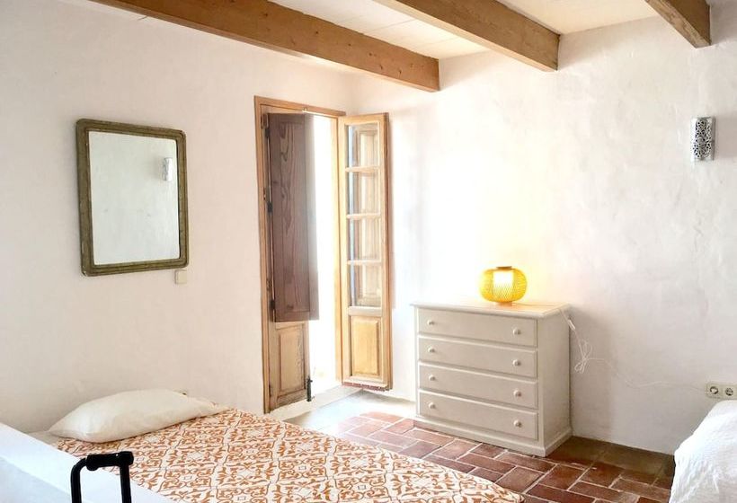 House With 3 Bedrooms In Tarifa, With Wonderful City View, Furnished Terrace And Wifi 500 M From Th