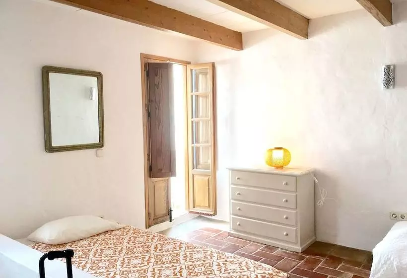 House With 3 Bedrooms In Tarifa, With Wonderful City View, Furnished Terrace And Wifi  500 M From Th
