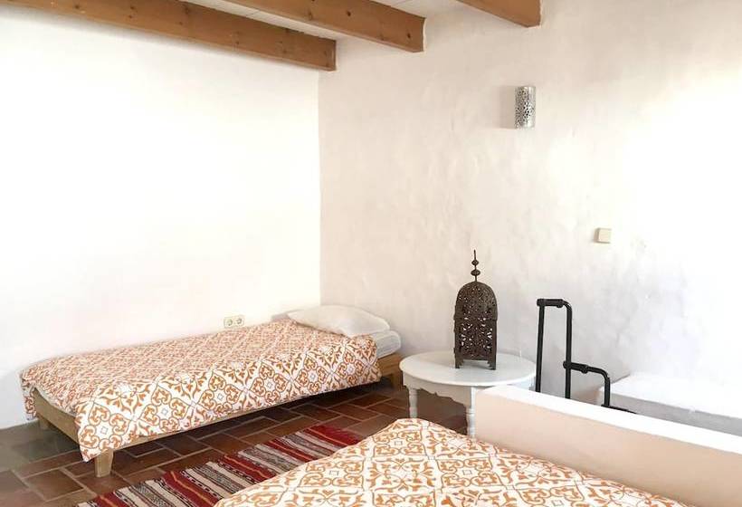 House With 3 Bedrooms In Tarifa, With Wonderful City View, Furnished Terrace And Wifi 500 M From Th