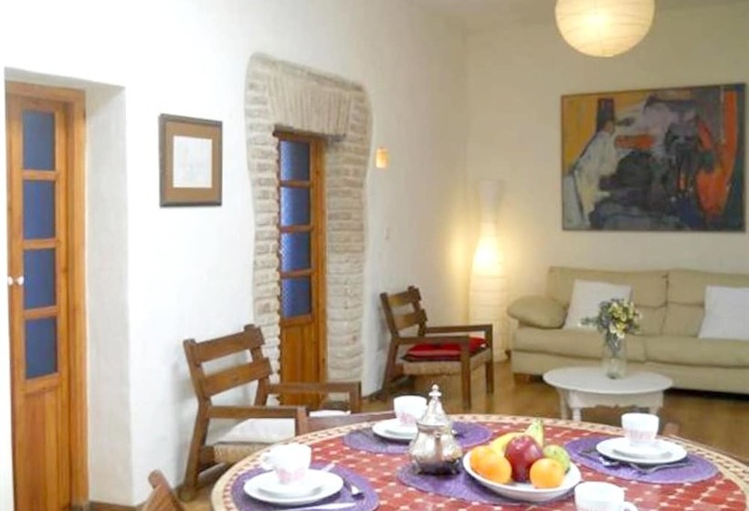 House With 3 Bedrooms In Tarifa, With Wonderful City View, Furnished Terrace And Wifi 500 M From Th